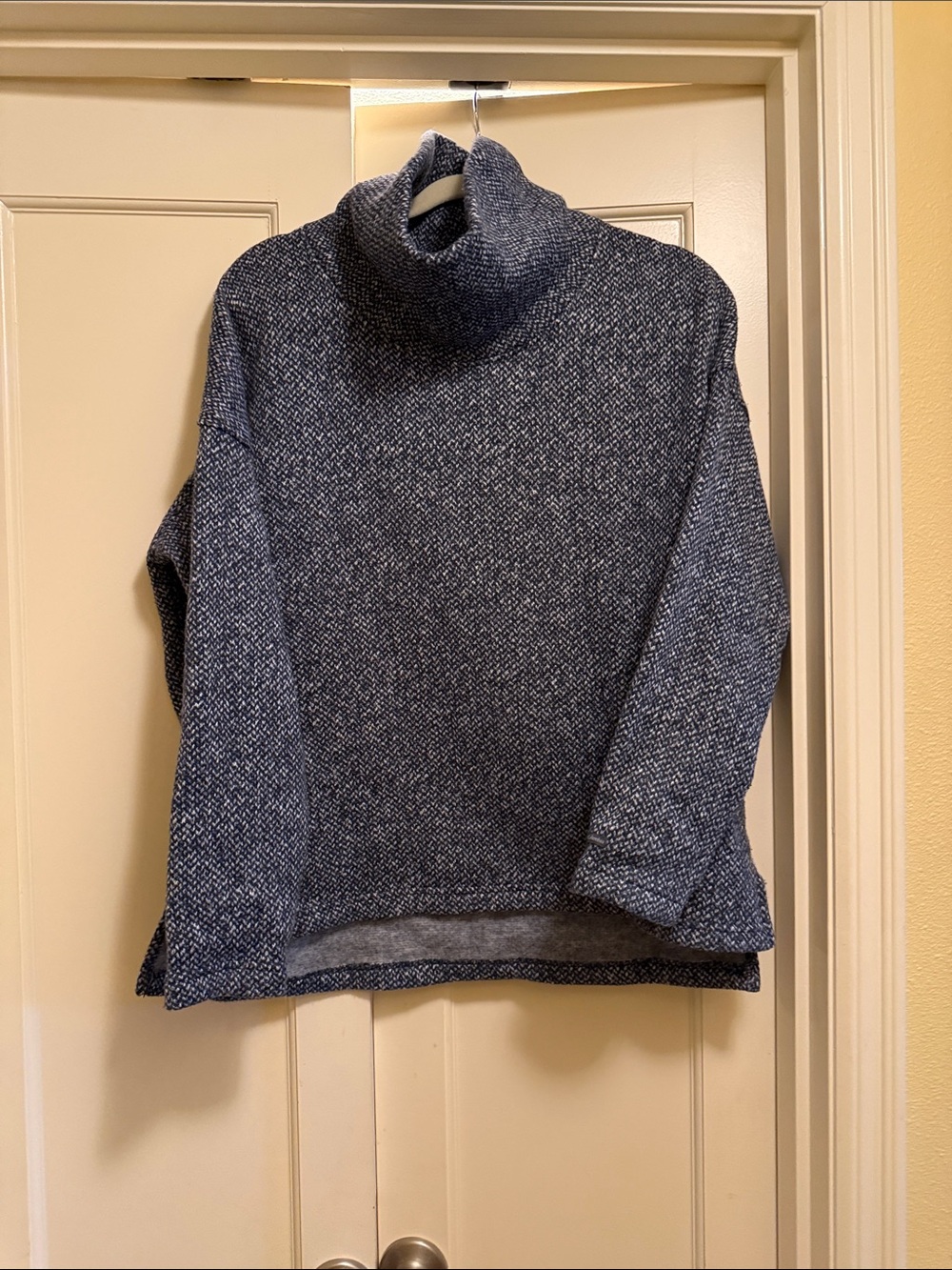 Columbia Cozy Turtleneck Sweater in Navy/Gray